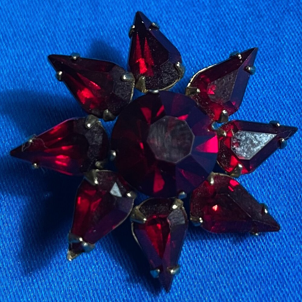 Vintage Red Rhinestone Starburst Brooch